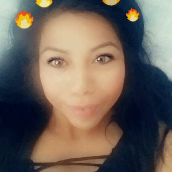 Meet your Posher, Ruth - Picture 1 of 1